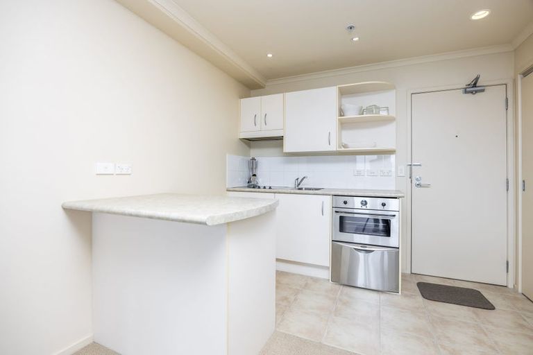 Photo of property in The Rennaissance, 9d/18 Ronwood Avenue, Manukau, Auckland, 2104