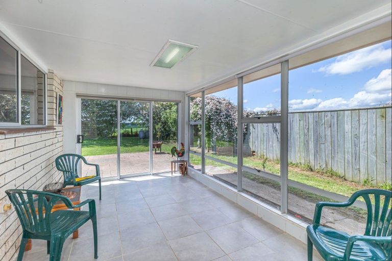 Photo of property in 208 Lindsay Road, Levin, 5510