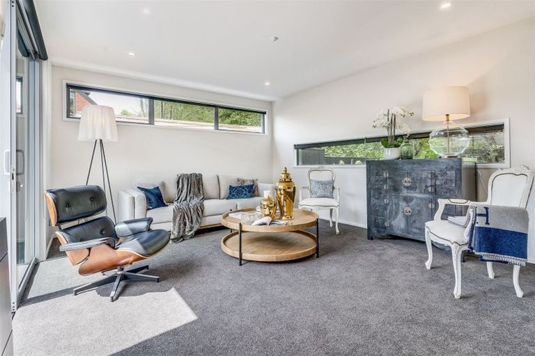 Photo of property in 62a Straven Road, Fendalton, Christchurch, 8014