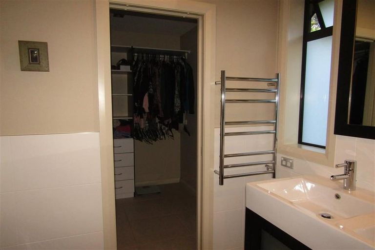 Photo of property in 136 Upper Harbour Drive, Greenhithe, Auckland, 0632