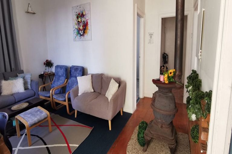 Photo of property in 67a Astley Avenue, New Lynn, Auckland, 0600