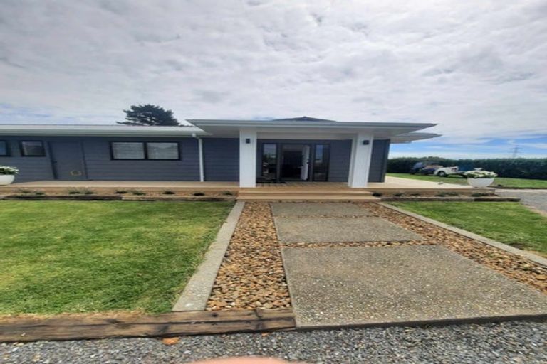 Photo of property in 384 Glenbrook Station Road, Glenbrook, Waiuku, 2681