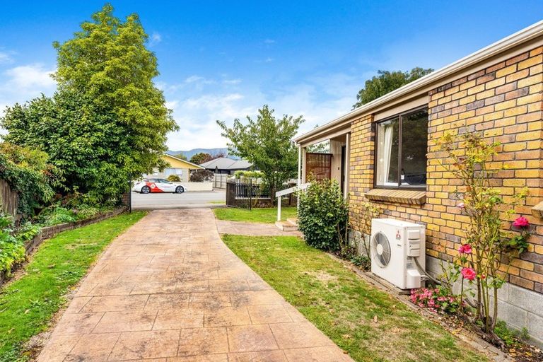 Photo of property in 65 Gibbons Street, Ebdentown, Upper Hutt, 5018