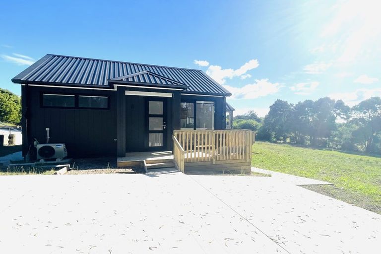 Photo of property in 64 Wilson Road, Dairy Flat, Albany, 0792