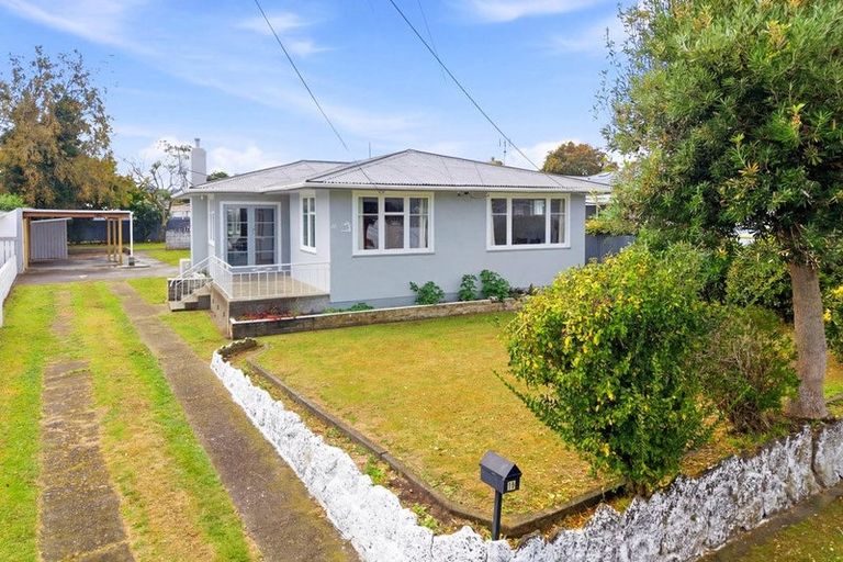 Photo of property in 10 Camellia Avenue, Aramoho, Whanganui, 4500