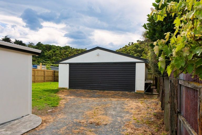 Photo of property in 15 South Bay Parade, South Bay, Kaikoura, 7300