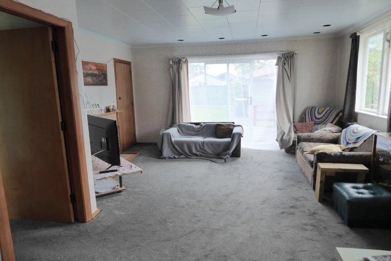 Photo of property in 21 Ashford Avenue, Hokowhitu, Palmerston North, 4410