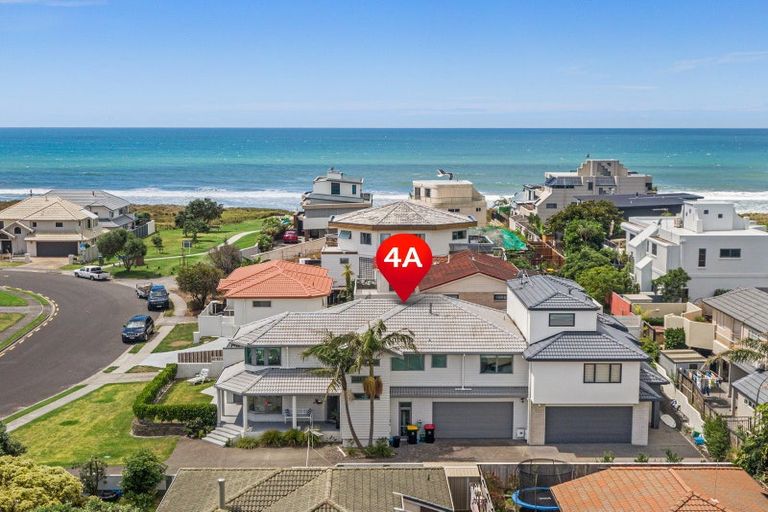 Photo of property in 4a Sunbrae Grove, Mount Maunganui, 3116