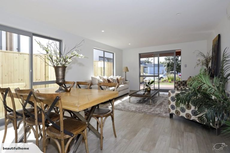 Photo of property in 10 Tuangi Way, Papamoa Beach, Papamoa, 3118