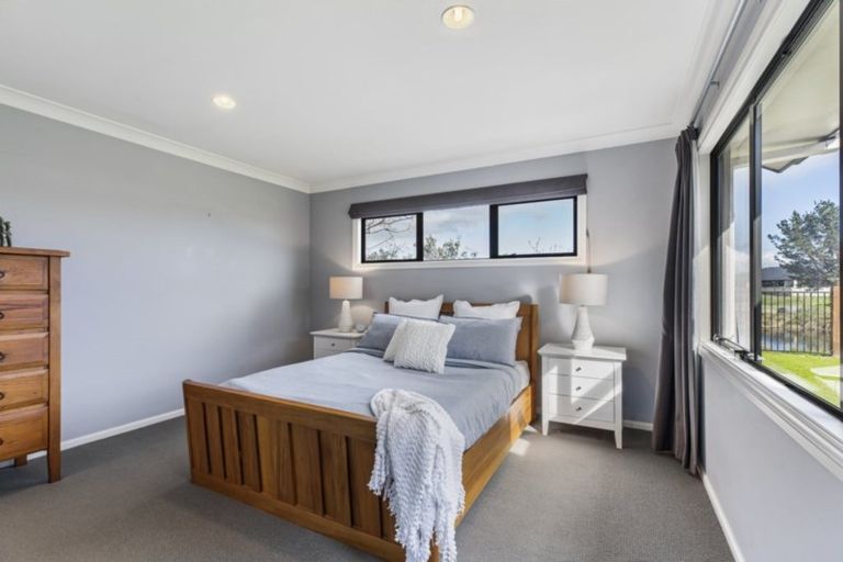 Photo of property in 5 Shaun Close, Papamoa Beach, Papamoa, 3118