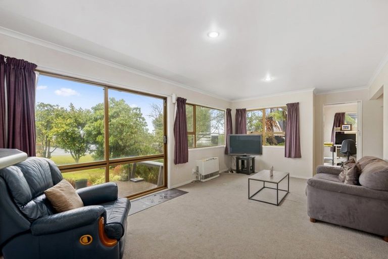 Photo of property in 16 Utuhina Road, Springfield, Rotorua, 3015