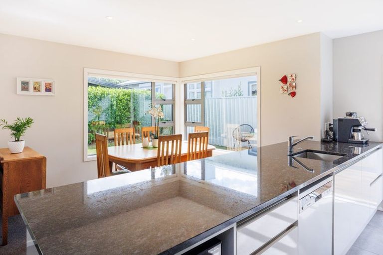Photo of property in 5 Ake Ake Avenue, Hokowhitu, Palmerston North, 4410