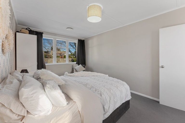 Photo of property in 14 Tararua Street, Trentham, Upper Hutt, 5018