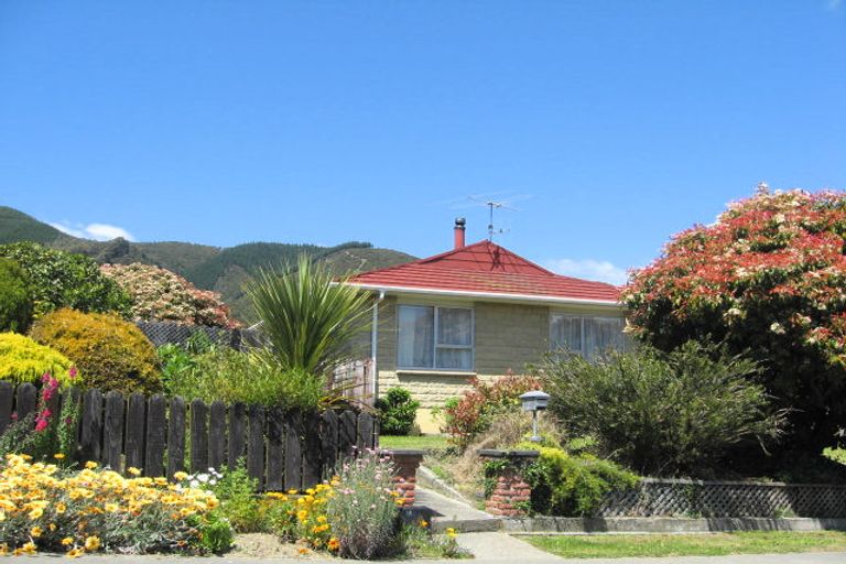Photo of property in 3 Naumai Street, Atawhai, Nelson, 7010