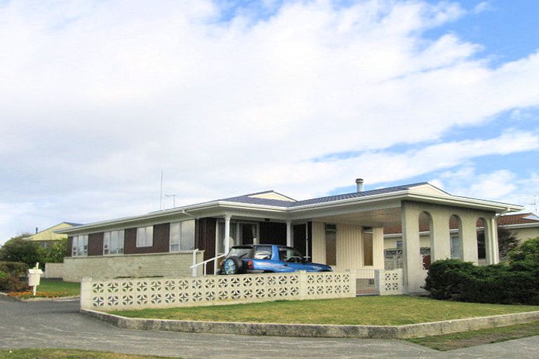 Photo of property in 2 Jellicoe Place, Tamatea, Napier, 4112