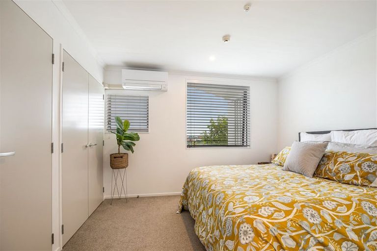 Photo of property in 4 Torea Tai Road, Hobsonville, Auckland, 0616