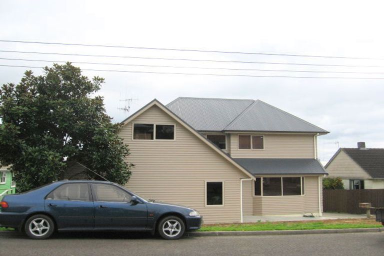 Photo of property in 30 Seaview Road, Otumoetai, Tauranga, 3110