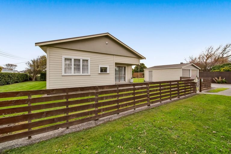 Photo of property in 19 Kapuni Street, Manaia, 4612