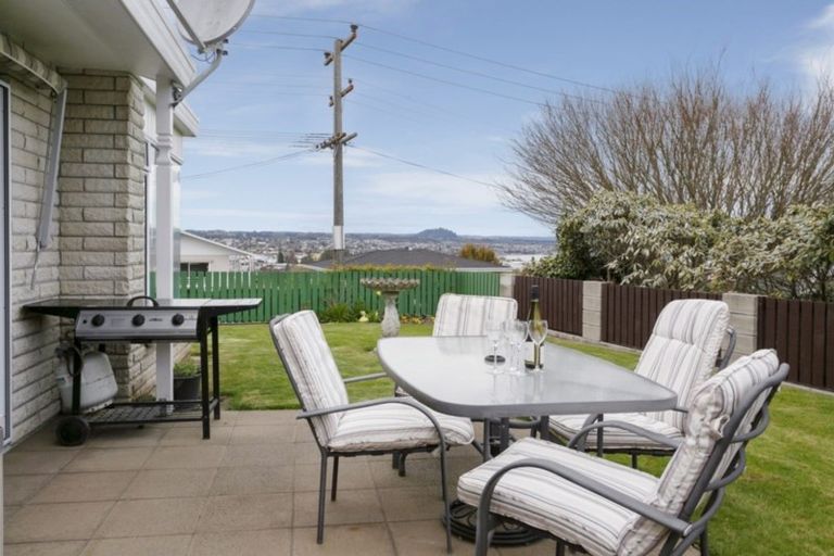 Photo of property in 96 Acacia Bay Road, Nukuhau, Taupo, 3330