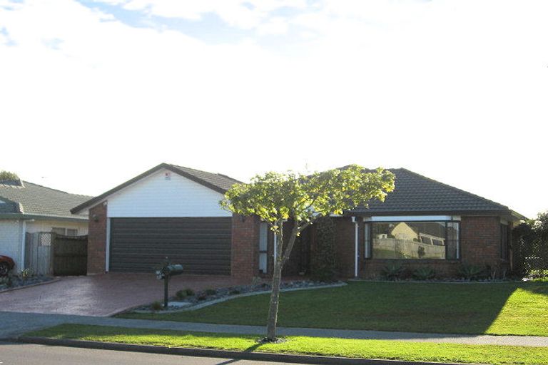 Photo of property in 46 Tington Avenue, Wattle Downs, Auckland, 2103