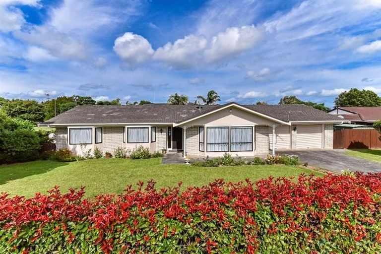 Photo of property in 2 Evanda Crescent, Conifer Grove, Takanini, 2112