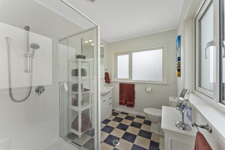 Photo of property in 10c Wood Street, Wallaceville, Upper Hutt, 5018