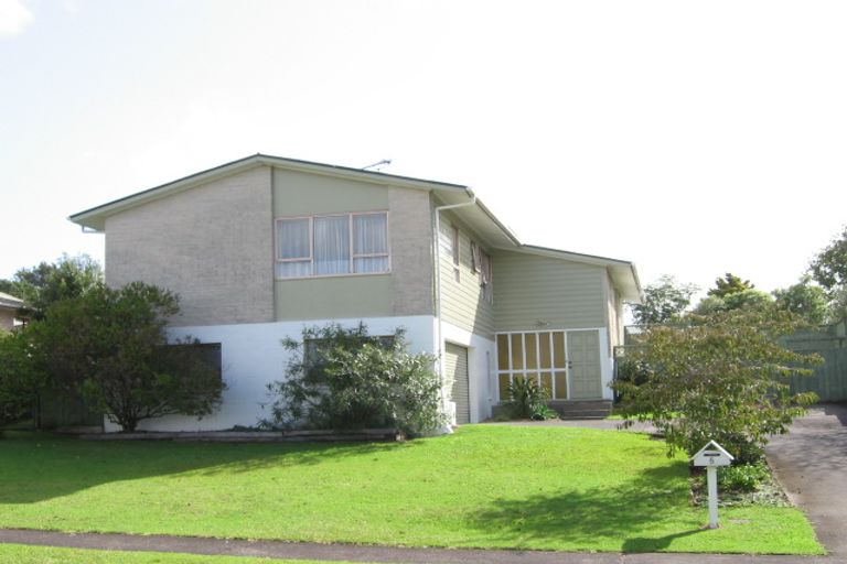 Photo of property in 5 Luton Avenue, Sunnyhills, Auckland, 2010