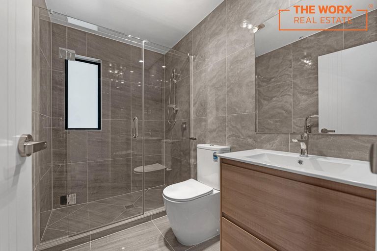 Photo of property in 26c Russell Road, Manurewa, Auckland, 2102