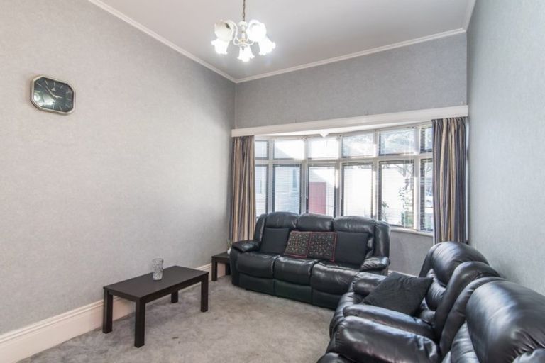 Photo of property in 104 Kilbirnie Crescent, Kilbirnie, Wellington, 6022