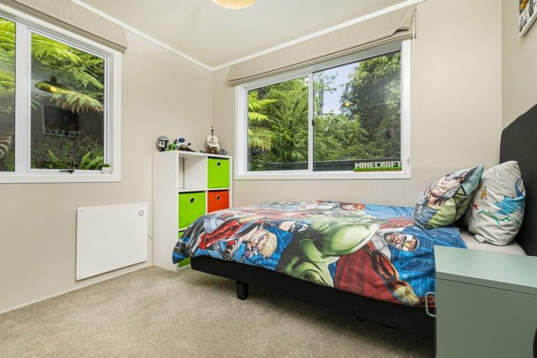 Photo of property in 132 Attwood Road, Paremoremo, Auckland, 0632
