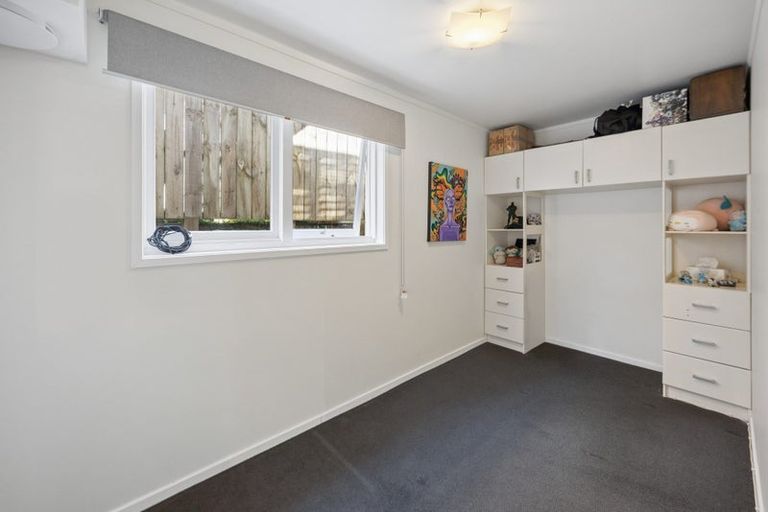 Photo of property in 34 Marlborough Avenue, Glenfield, Auckland, 0629