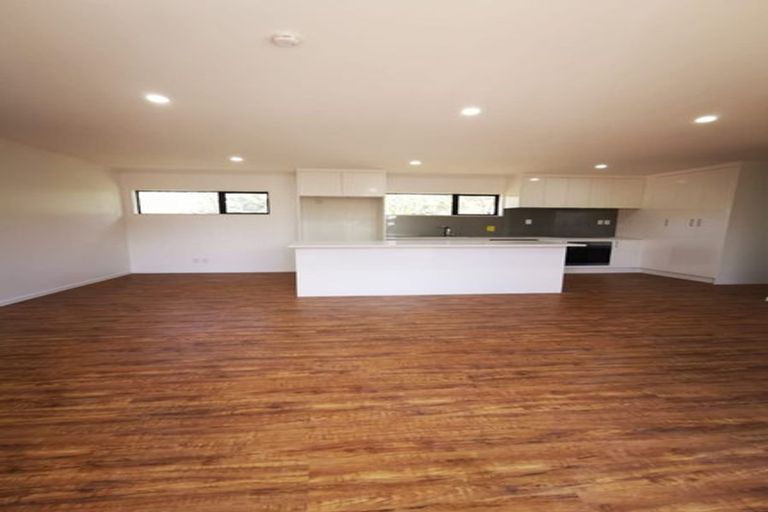 Photo of property in 124d Rosier Road, Glen Eden, Auckland, 0602