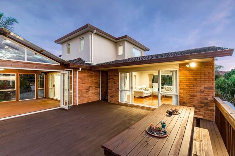 Photo of property in 10 Bejoy Rise, East Tamaki Heights, Auckland, 2016