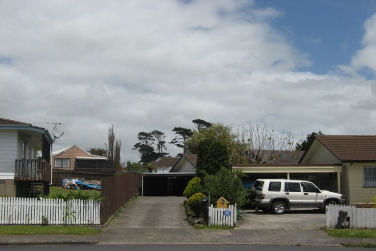 Photo of property in 10 Pureora Place, Clendon Park, Auckland, 2103