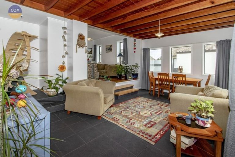 Photo of property in 15 Nuffield Avenue, Marewa, Napier, 4110