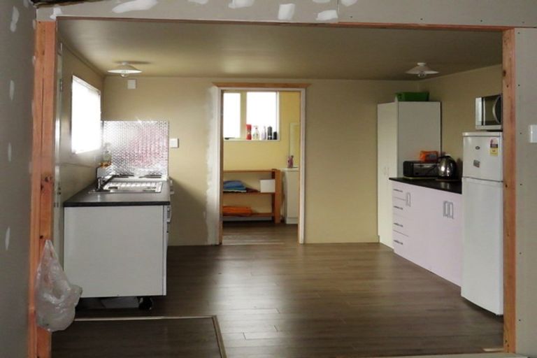 Photo of property in 127 Peel Street, Westport, 7825