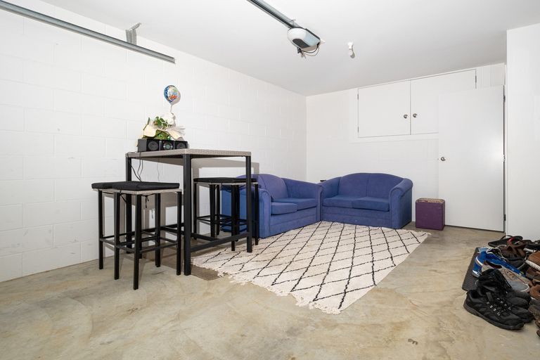 Photo of property in 55 Seymour Road, Sunnyvale, Auckland, 0612