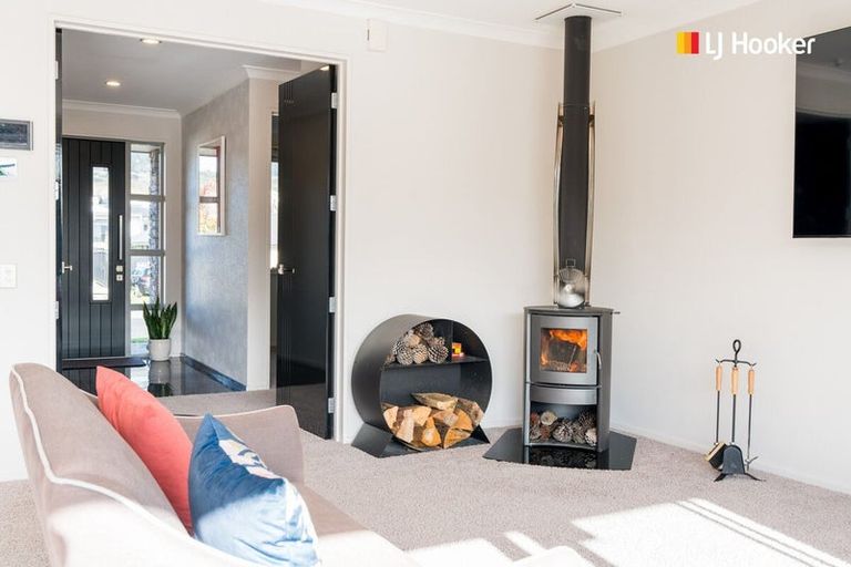 Photo of property in 17 Calluna Crescent, Mosgiel, 9024