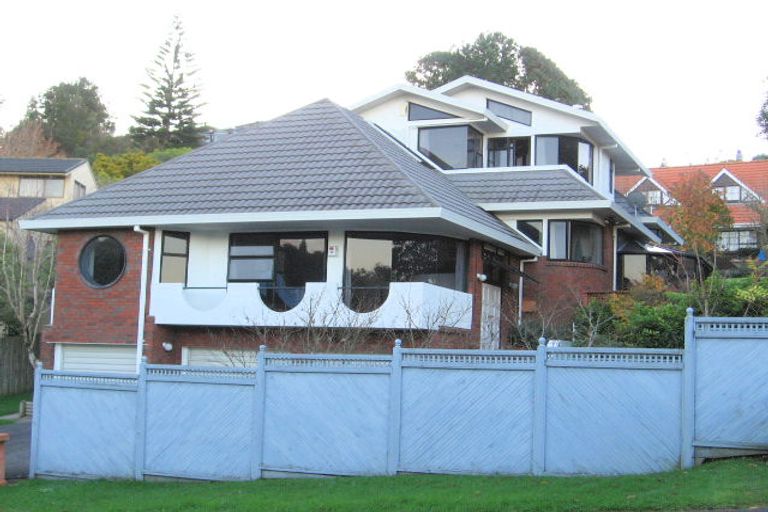 Photo of property in 7 Wisteria Way, Mairangi Bay, Auckland, 0630