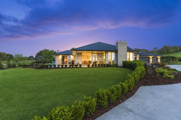 Photo of property in 256 Bawden Road, Dairy Flat, Albany, 0792