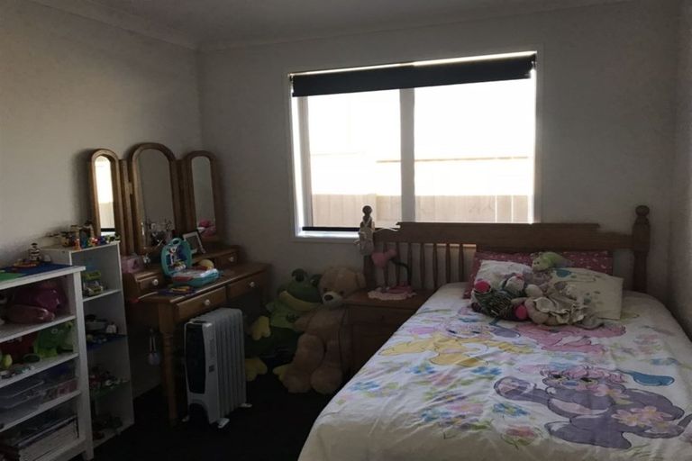 Photo of property in 37 Piata Street, Papamoa Beach, Papamoa, 3118