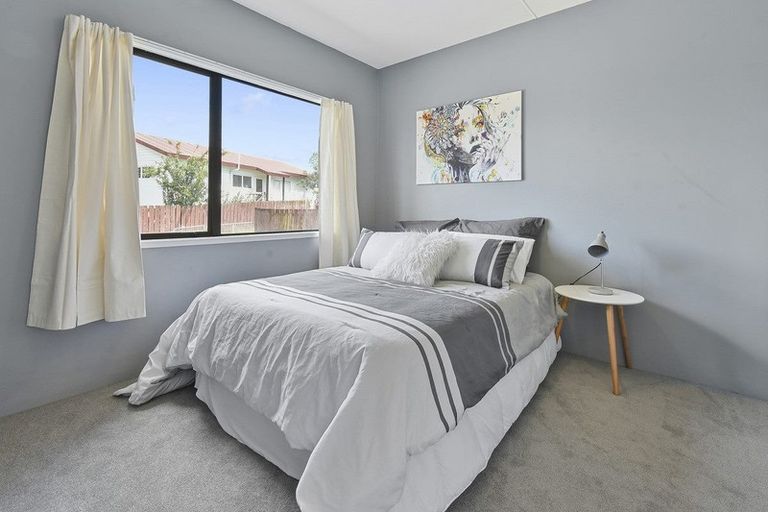 Photo of property in 33 Limond Street, Randwick Park, Auckland, 2105