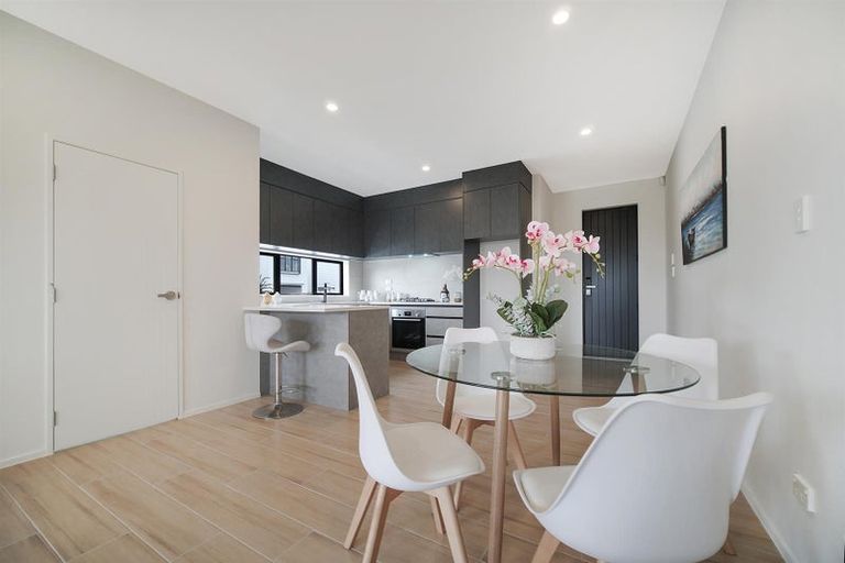 Photo of property in 1 Tukauri Place, Papakura, 2110