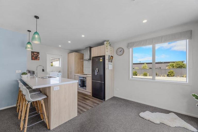 Photo of property in 8 Pennycook Place, Lake Hawea, Wanaka, 9382