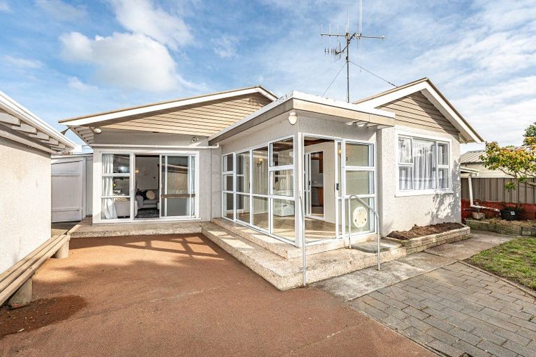 Photo of property in 35 Durie Street, Durie Hill, Whanganui, 4500