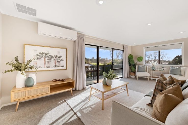 Photo of property in 18 Waikareao Way, Brookfield, Tauranga, 3110