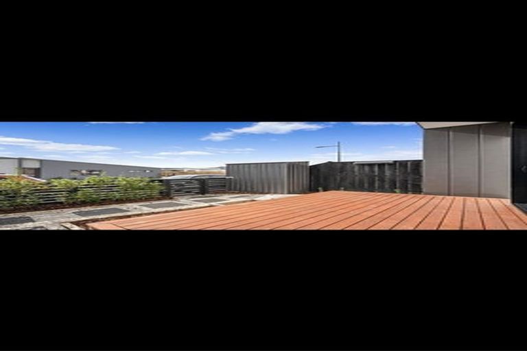 Photo of property in 36 Parahau Road, Papakura, 2110