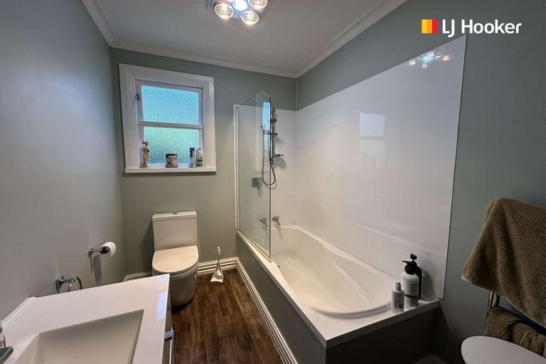 Photo of property in 128 Gladstone Road North, Mosgiel, 9024