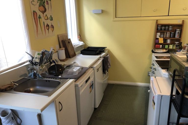 Photo of property in 44 Crawford Road, Kilbirnie, Wellington, 6022