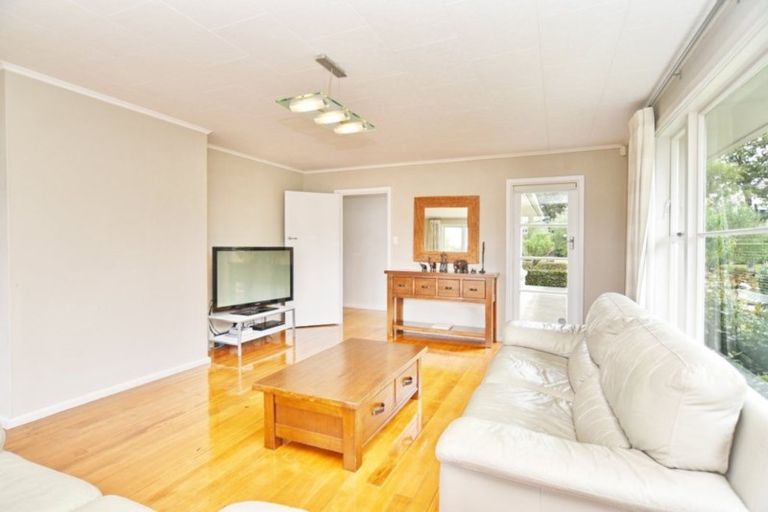 Photo of property in 30 Sevenoaks Drive, Bryndwr, Christchurch, 8053